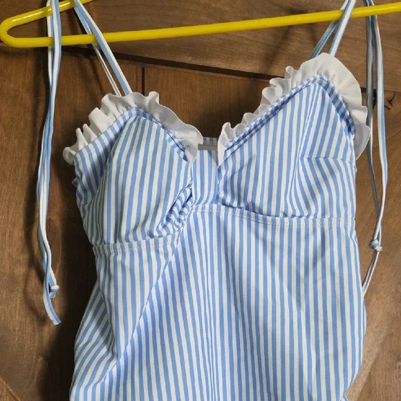 Cupshe Light Blue and White Striped One-Piece Swimsuit - Picture 2 of 5